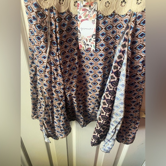 NWT gimmick crochet boho pieced tunic tank top size Small. Ivory/ multicolor - Picture 3 of 10